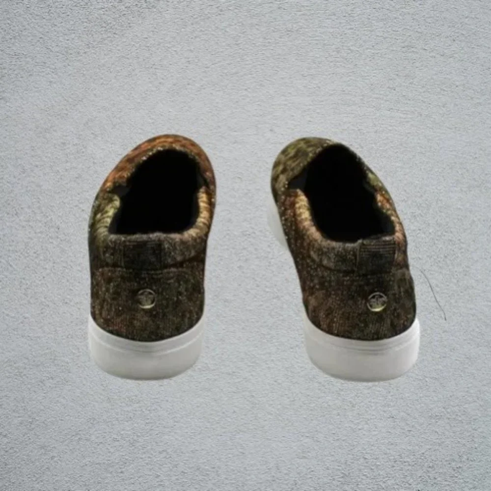 Juicy Couture Congrats Women's Slip-On Sneakers - Picture 3 of 6